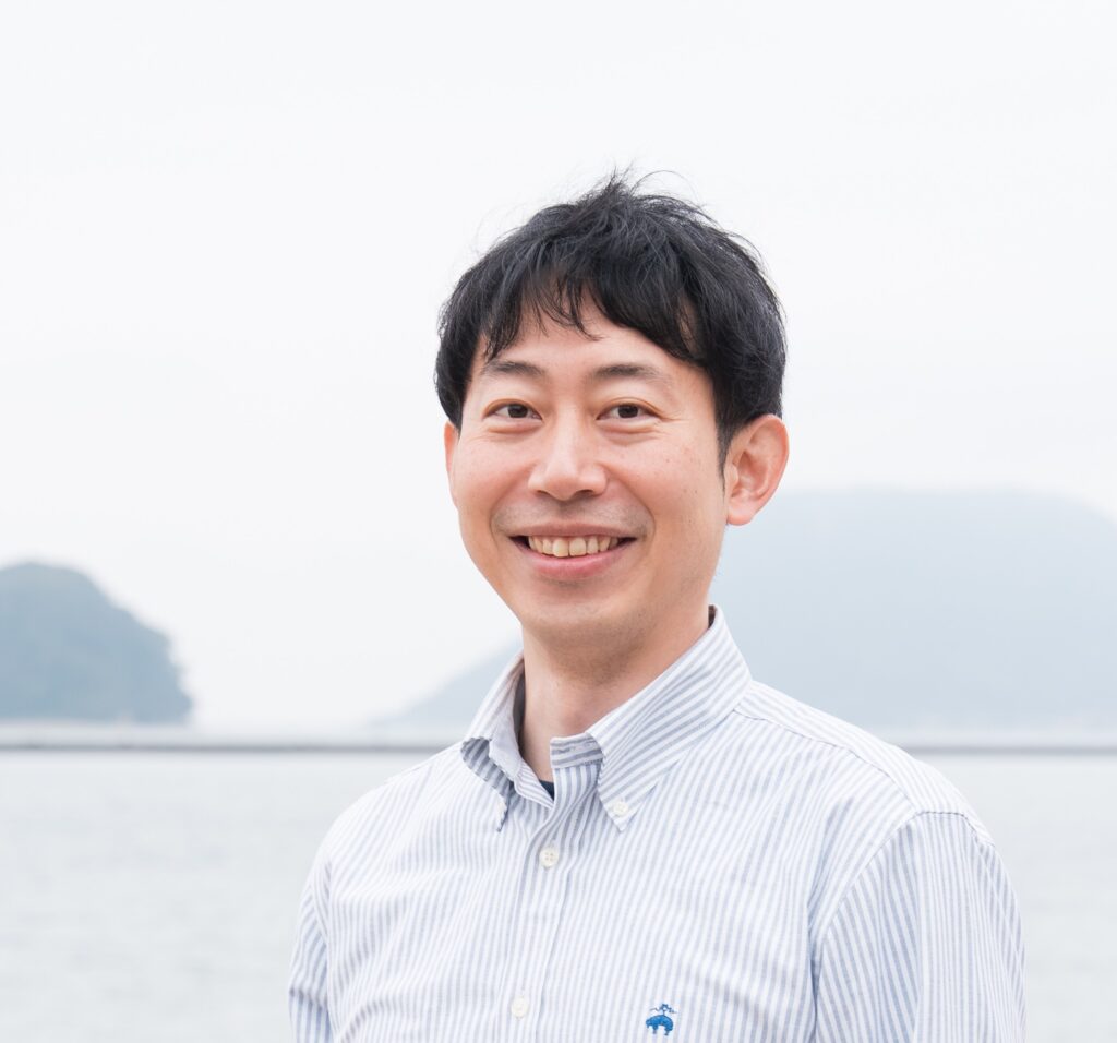 低引 稔